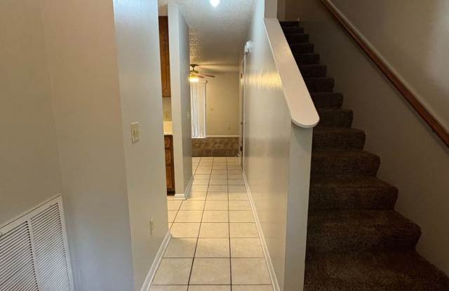 Rolling Acres Townhome. Gallery 4