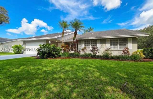 14863 SW 152nd Pl Gallery 2