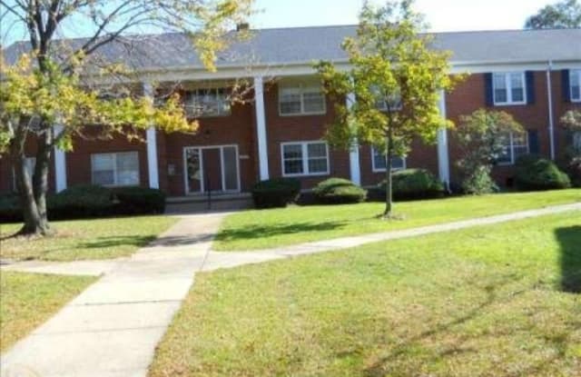 27672 East Echo Valley 130 - 27672 Echo Valley West, Farmington Hills, MI 48334