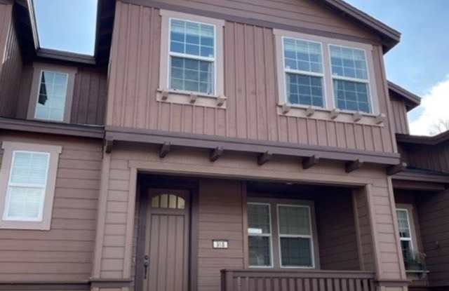 Old Mill Townhome Available 5/15 photos photos