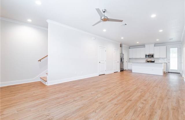 613 Dominik Drive Gallery 4