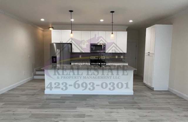 1917 Cypress Ln Gallery 3