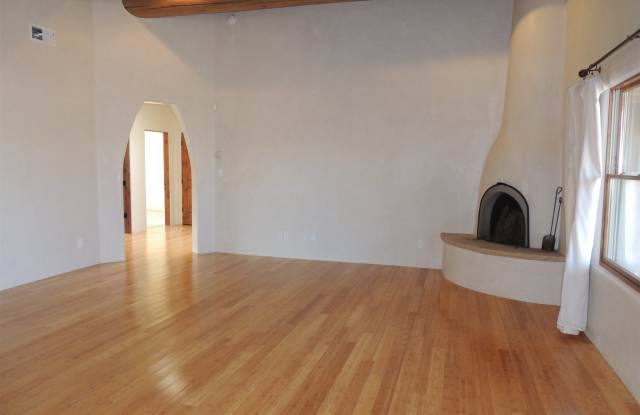 85 Bosquecillo Gallery 4