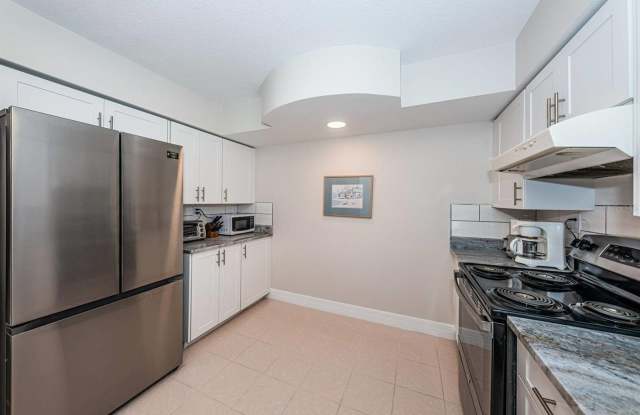 6061 BAHIA DEL MAR Circle Gallery 3