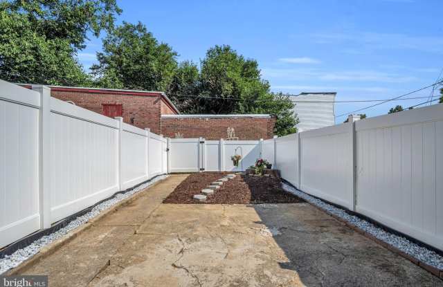 321 MACLAY Street - 321 Maclay Street, Harrisburg, PA 17102