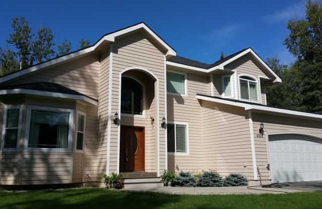 Charming Wasilla Haven: 4BR, 2.5BA Gem with Cozy Elegance and Ample Space - 4208 North Inspiration Loop, Tanaina, AK 99654