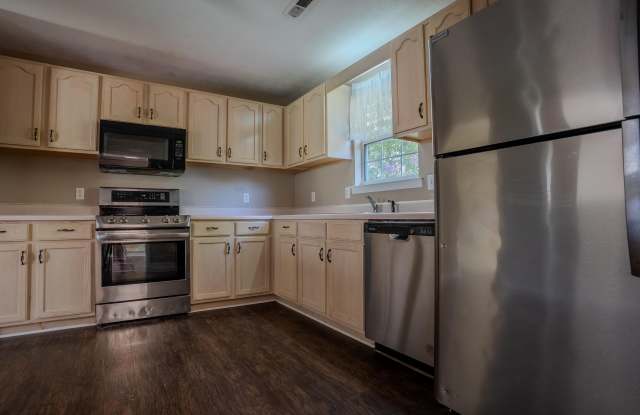 1433 Dustin Drive Gallery 4