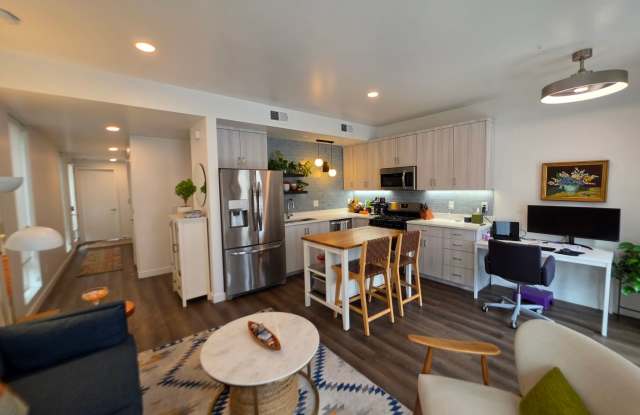 Don't. Miss. THIS ONE. Double master suite setup, vaulted ceilings- FREE hold until 10/01! Gallery 4