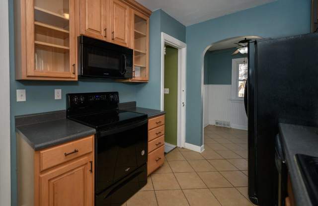 6456 Poppleton Avenue Gallery 4