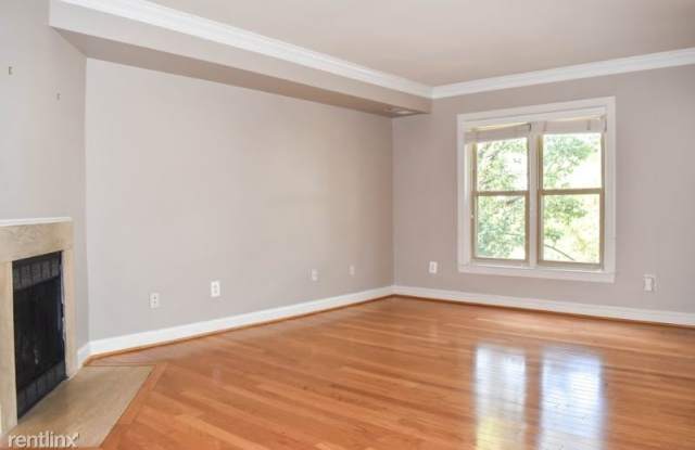 1407 A St NE Gallery 2