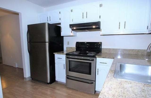 76 Highwood Dr Gallery 3