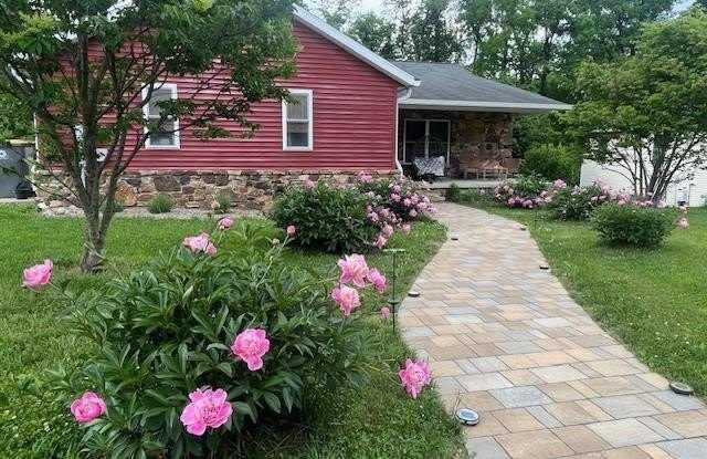 1106 W Countryside Lane photos photos