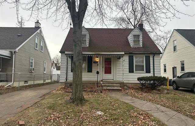 7785 Mettetal Street photos photos