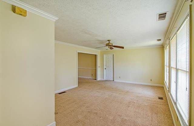 7527 Asbury Drive Gallery 4