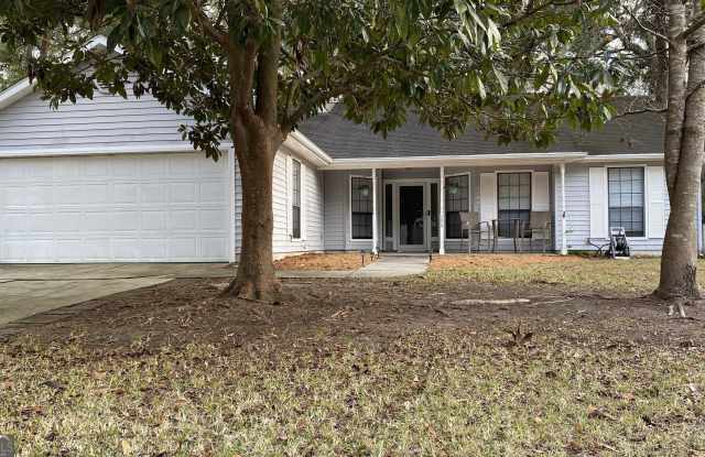 200 McIntosh Drive photos photos