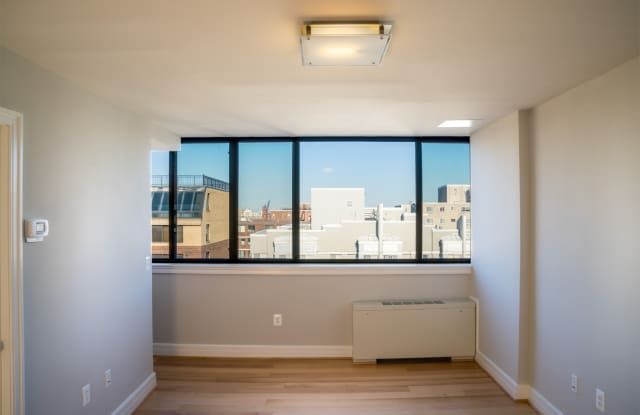 Sutton Plaza Apartments photos photos