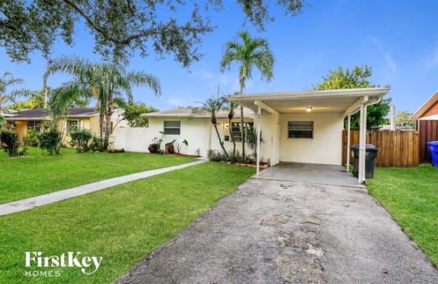 6821 Charleston Street - 6821 Charleston Street, Hollywood, FL 33024