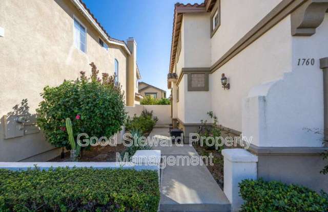 1760 Taylor Ln Gallery 3