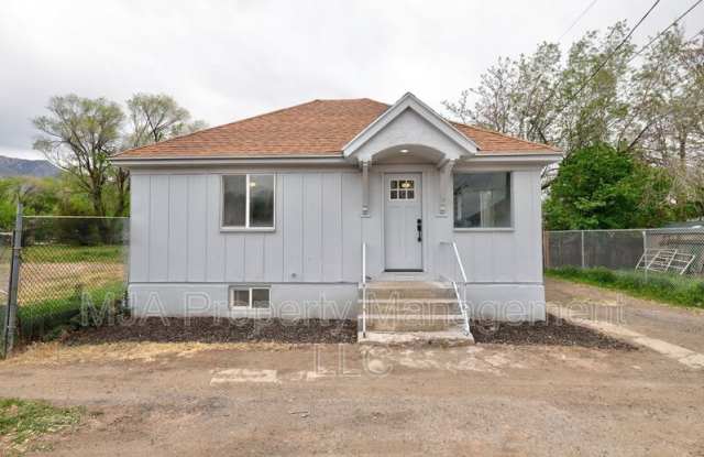 2136 Monroe BLVD photos photos