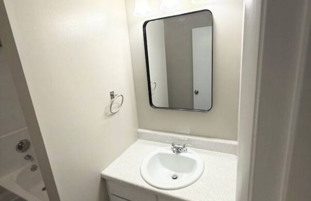 103 Murchison Dr photos photos