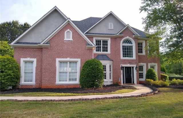 303 Wynfield Estates Drive - 303 Wynfield Estates Drive, Roswell, GA 30075