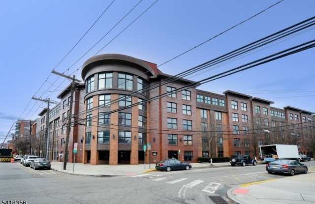 70 Adams St photos photos