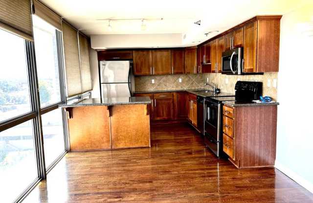 600 Admiral Boulevard photos photos