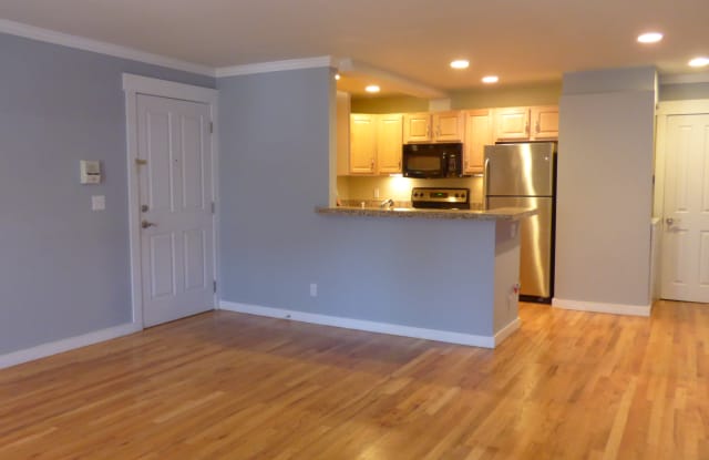 1472 Albion St Apt C Gallery 4