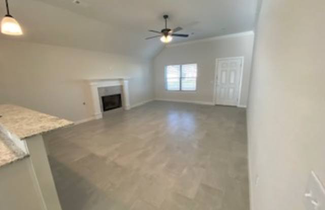 97 North Hinsdale Avenue Gallery 4