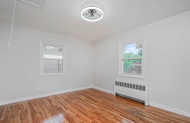 12 Stratford Ave # B Gallery 3