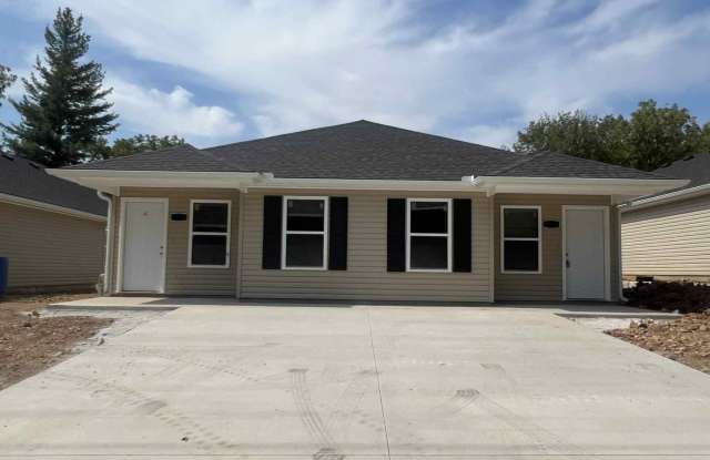 285-287 S 4th St photos photos