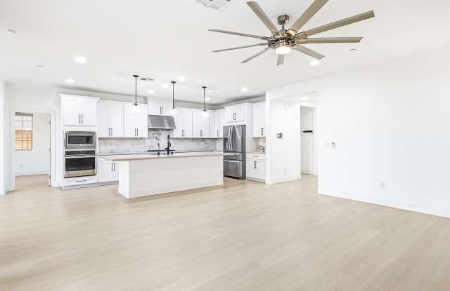 INSPIRADA- HEATED POOL- SOLAR- EV CHARGING- NEWLY REMODELED- 1ST LVL BED & BATH- 4 BED PLUS DEN/OFFICE & LOFT Gallery 1