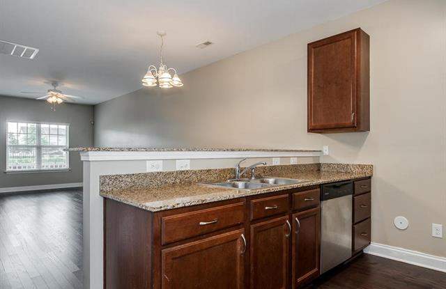 12712 Livengood Lane Gallery 3