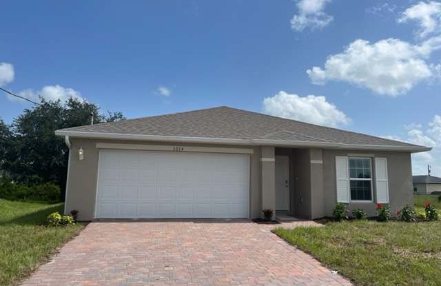 3014 65th Street W photos photos