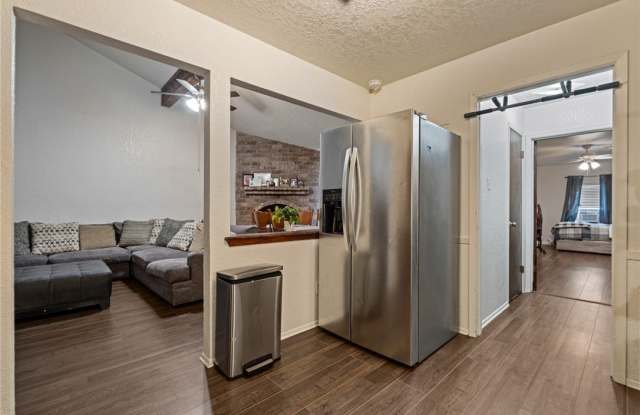 6612 Hardwick Drive Gallery 4