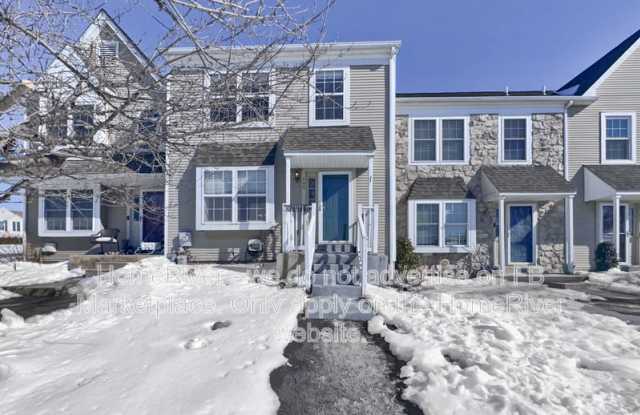 668 Longwood Rd photos photos