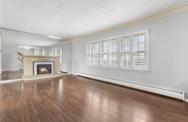 6325 Brookview Avenue photos photos