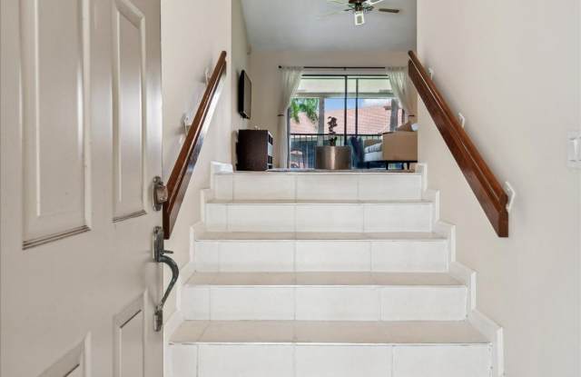 5750 Coach House Circle Gallery 3