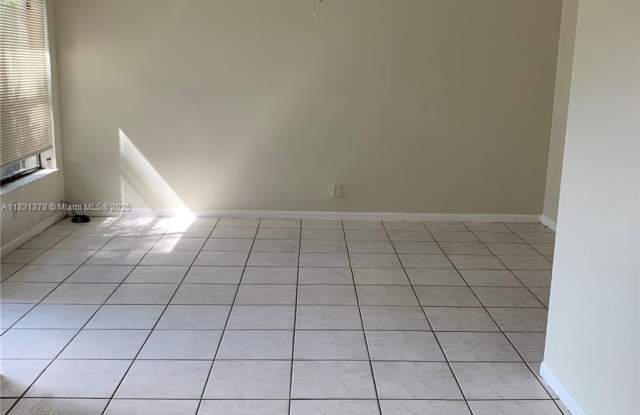 1314 White Pine Dr photos photos