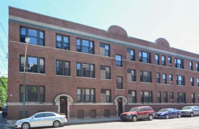 3143 Medill photos photos