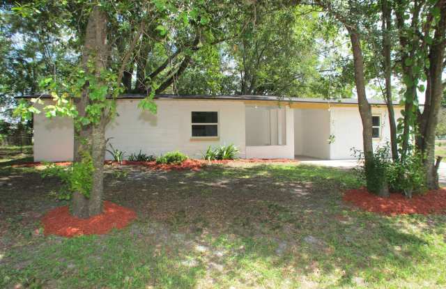 7235 RIDGEWAY RD N - 7235 North Ridgeway Road, Jacksonville, FL 32244
