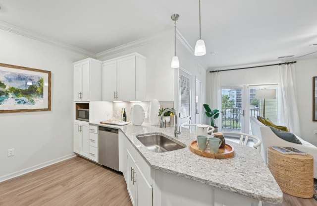 Alloro at University Groves - Senior Housing Gallery 4