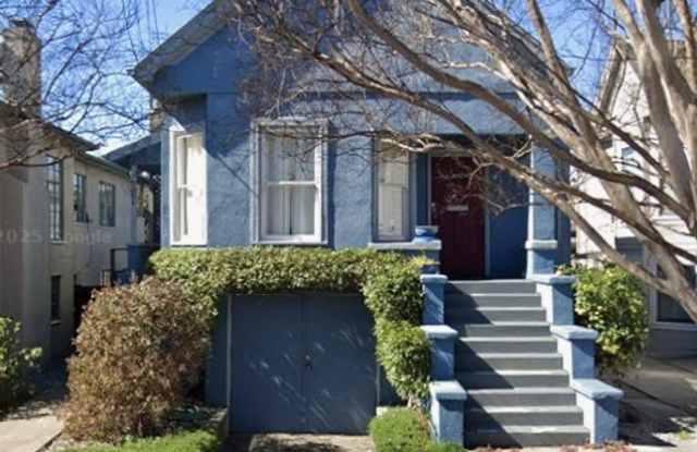 Rockridge Duplex | 3 Bed / 2 Bath | Hardwood Floors | Dogs Considered photos photos