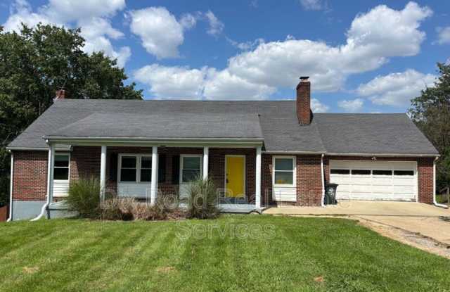 1750 North Staunton Drive photos photos