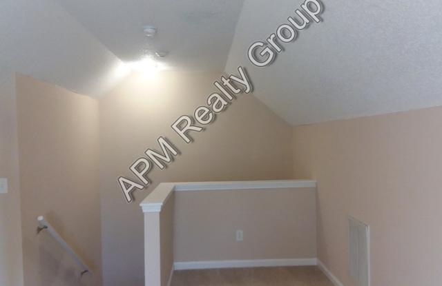 100 Cottonwood Way Gallery 2