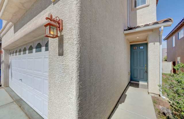 Adorable 2 story in the Northwest! Fresh paint and new carpet! photos photos