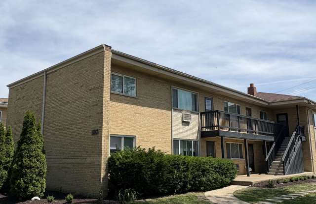 953 Park Plaza photos photos