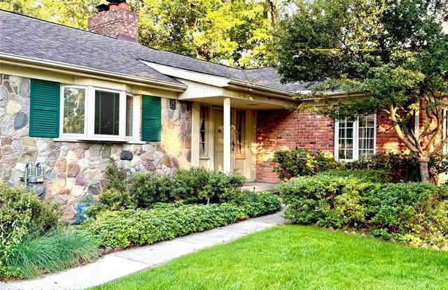 1448 Inwoods Circle Gallery 2