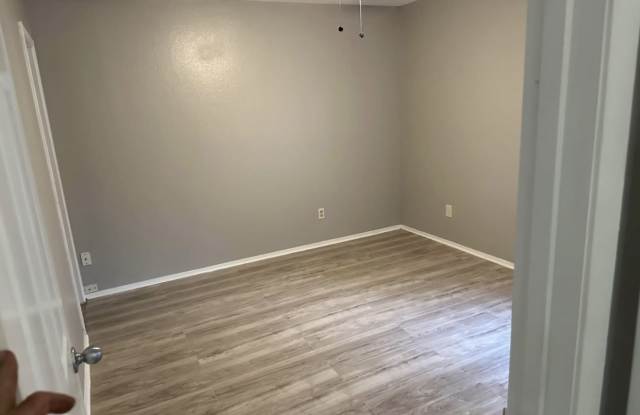 11318 Woodway Creek Drive photos photos