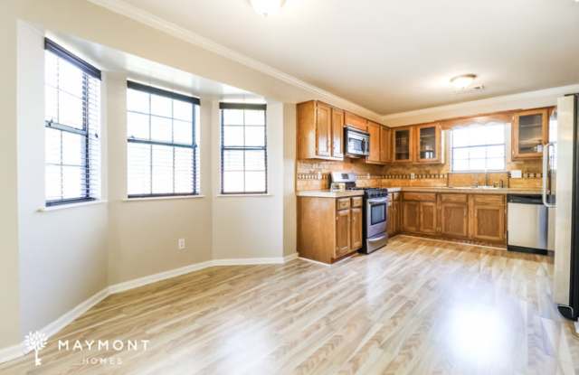 12271 Maryland Place Gallery 4